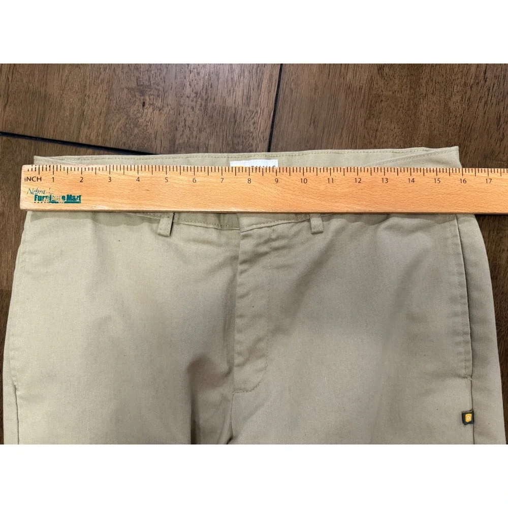 Dennis Uniform Mens Khaki Chino Pants Tan Straight Leg Style 077000 Size 32x26.5